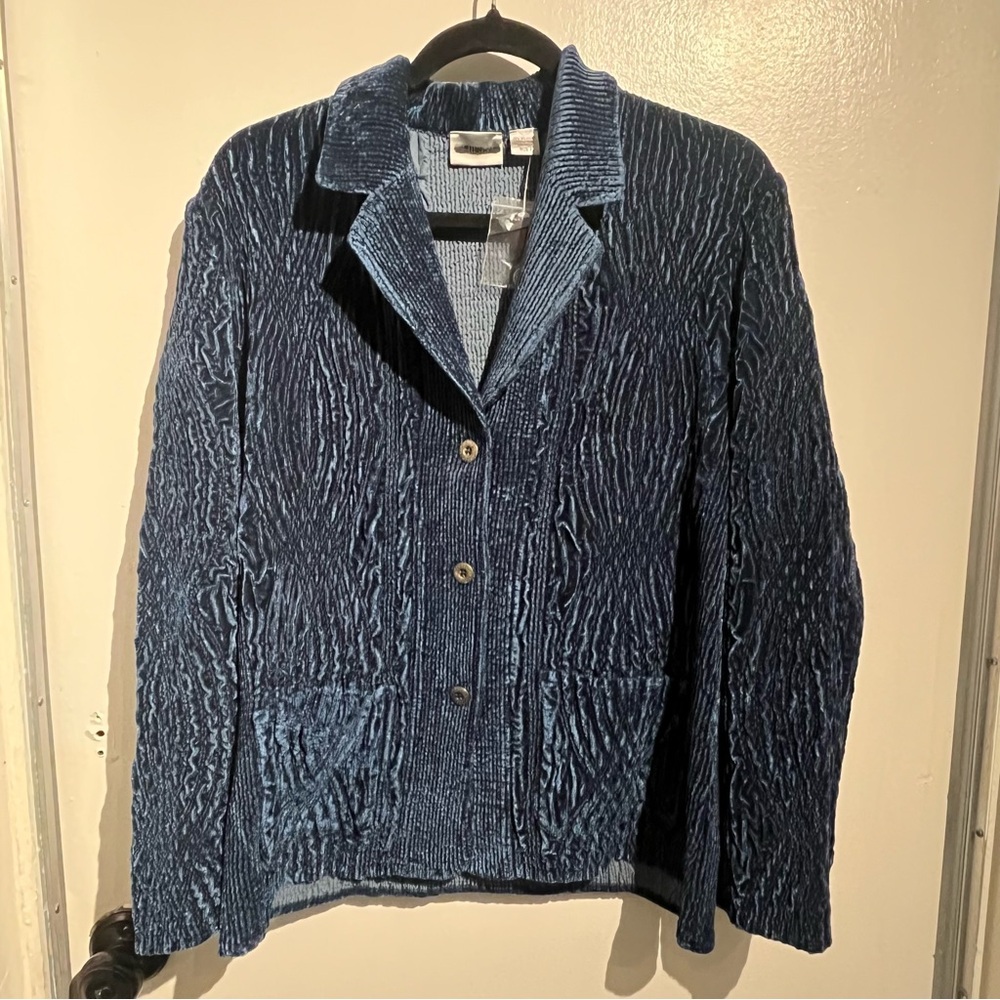Chicos Navy Blue Textured Velvet Lightweight Jacket Size 1 Medium Artsy Abstract